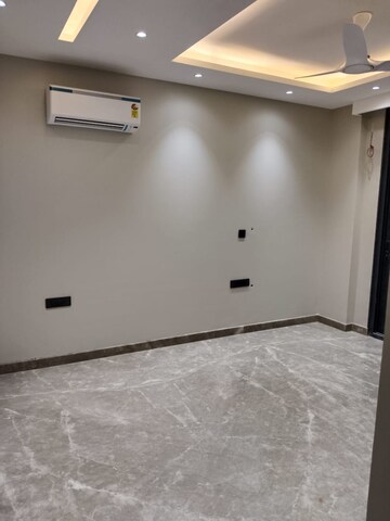 3 BHK Apartment For Sale in DLF The Skycourt, Sector 86
