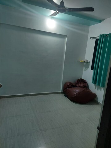 Room in 1 BHK Apartment at Shantee Sunshine Hills, Vasai East – for Sale