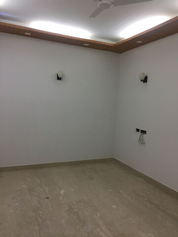 Room in 3.5 BHK Apartment at Bestech 92 Market Place, Sector 92 – for Sale