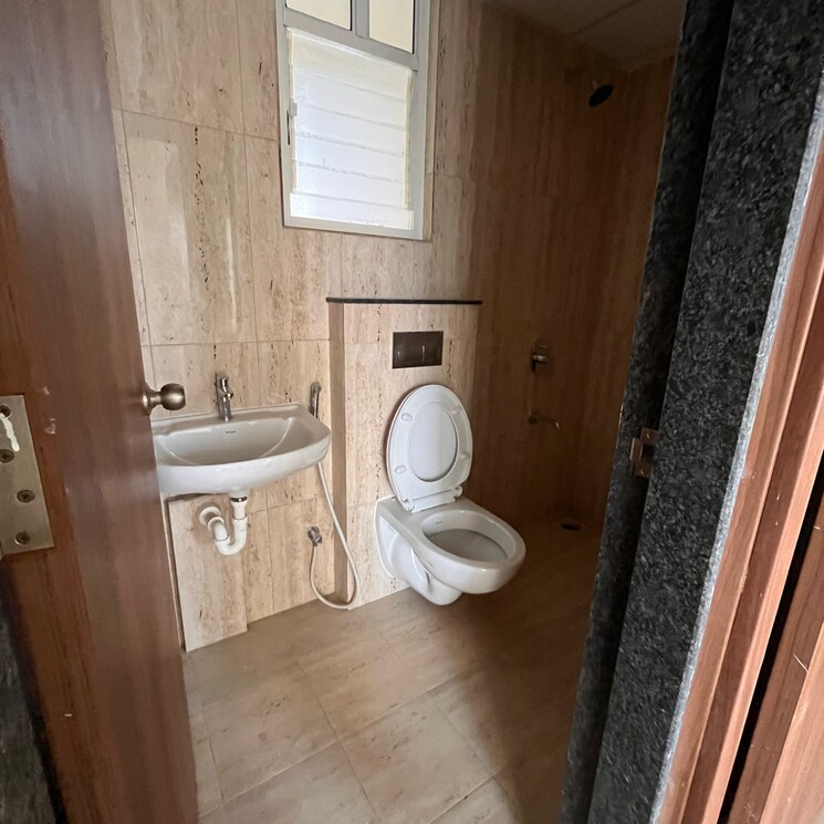 Bathroom, kolte-patil-life-republic-16th-avenue-arezo 2 Bedroom 750 Sq.Ft. Apartment In Marunji Pune 7820064