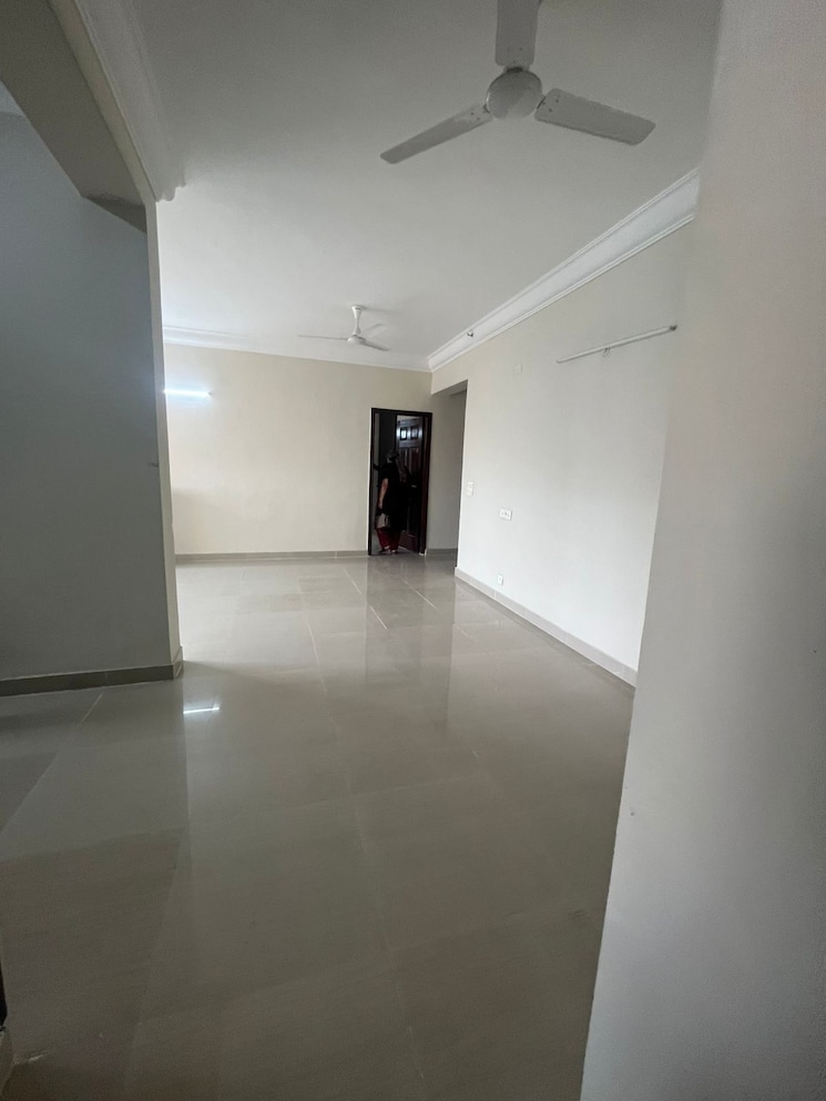 Room, paramount-floraville 3 Bedroom 1685 Sq.Ft. Apartment In Sector 137 Noida 7820099