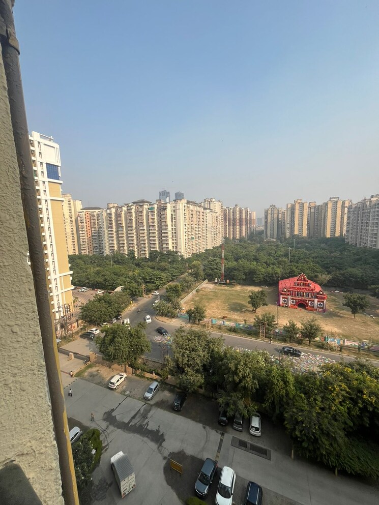 Exterior View, paramount-floraville 3 Bedroom 1685 Sq.Ft. Apartment In Sector 137 Noida 7820099