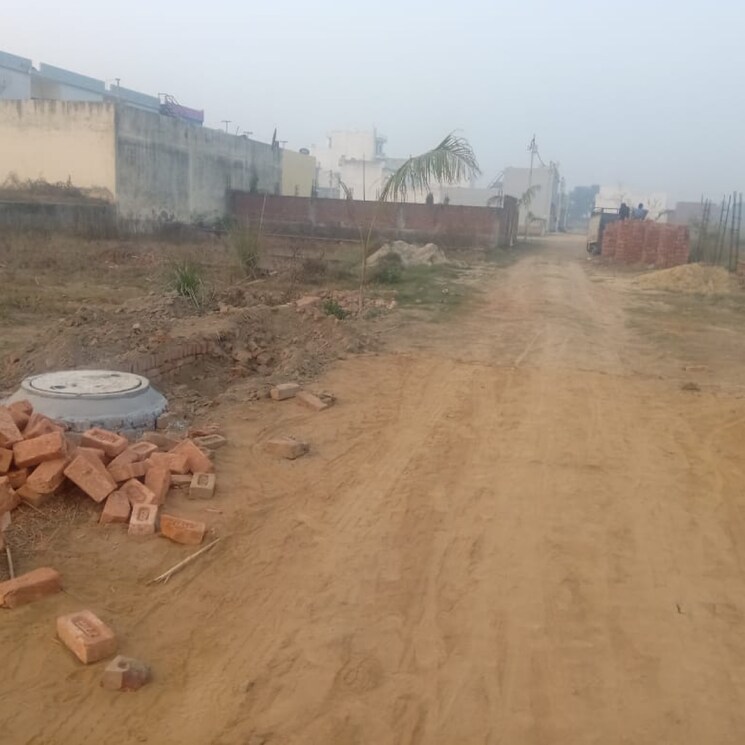 undefined, modipuram  100 Sq.Yd. Plot In Modipuram Meerut 7820156