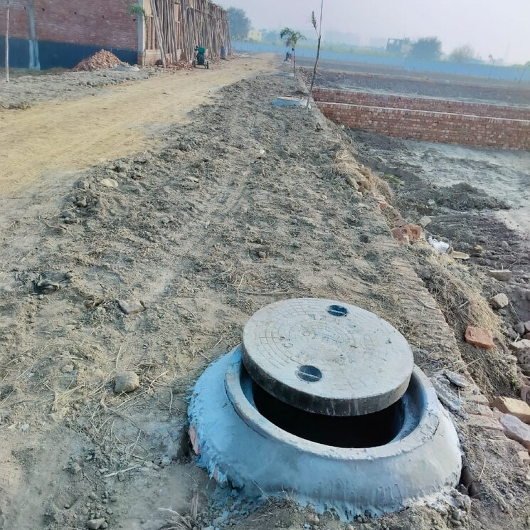 undefined, modipuram  100 Sq.Yd. Plot In Modipuram Meerut 7820156