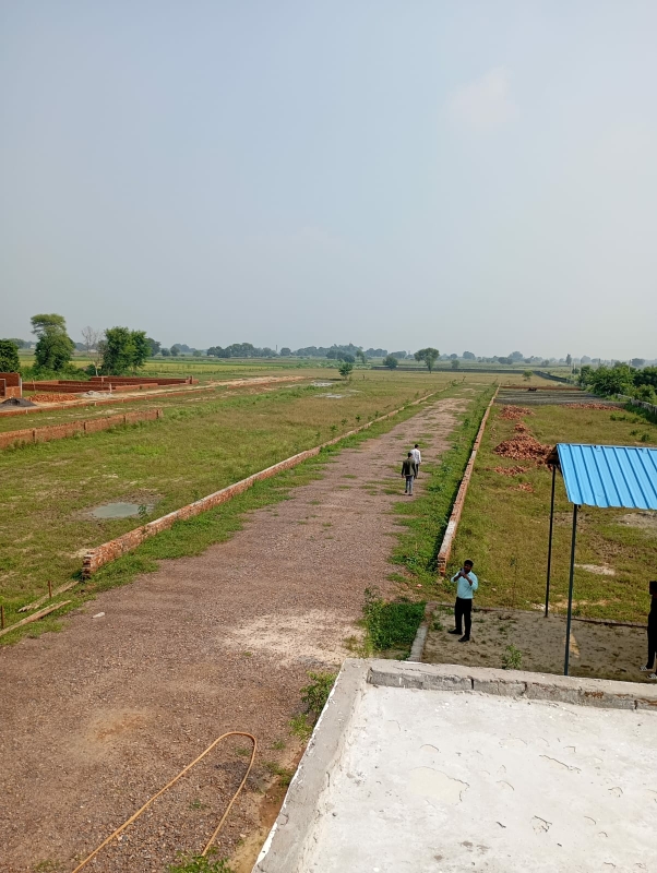 Plot For Sale in Swarnim Vihar