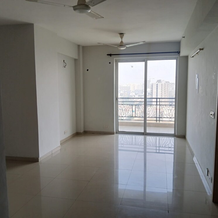 Room, dlf-new-town-heights-ii 3 Bedroom 1930 Sq.Ft. Apartment In Sector 90 Gurgaon 7820205
