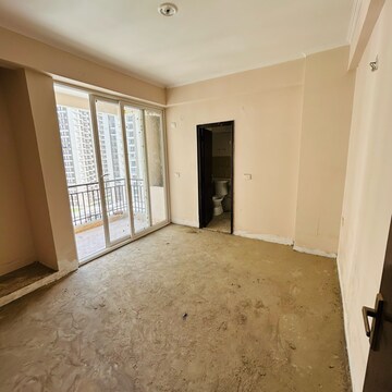 Room in 2 BHK Apartment at Amrapali Golf Homes, Haibatpur – for Sale