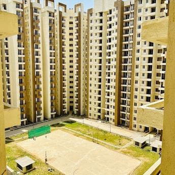 2 BHK Apartment For Resale in Amrapali Golf Homes Haibatpur Greater Noida  7820277