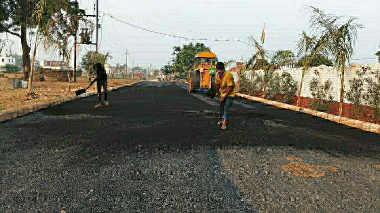 Garden, ideal-greens  72 Sq.Yd. Plot In Sector 78 Noida 7820326