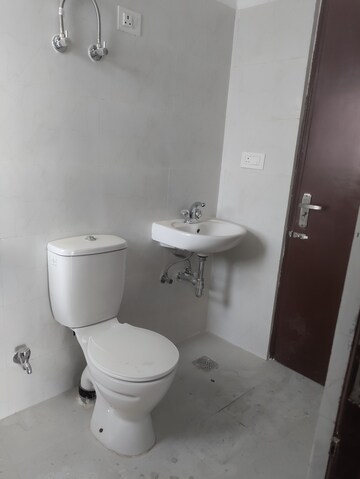 Bathroom in 4 BHK Builder Floor at BPTP Park Elite Floors, Sector 85 – for Sale
