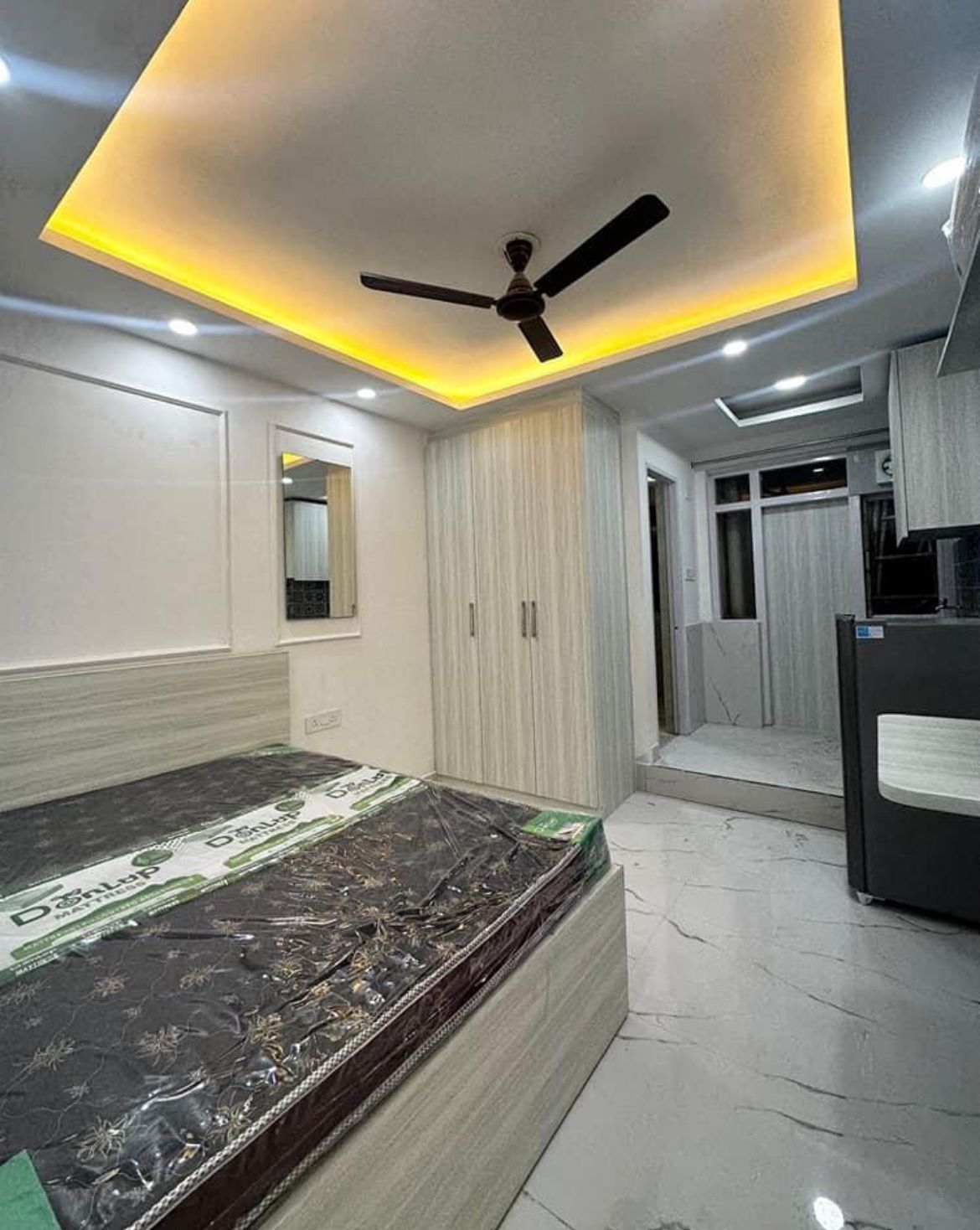 4 BHK + Servant Room Apartment For Sale in Godrej Meridien