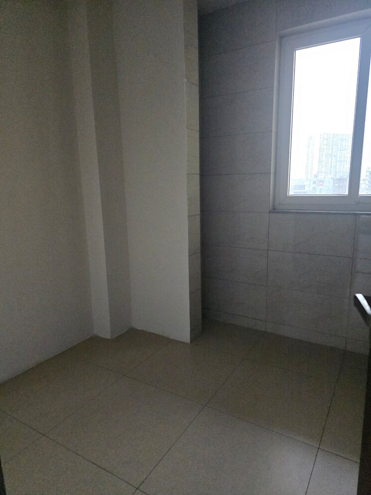 Room, bptp-discovery-park 3.5 Bedroom 2850 Sq.Ft. Apartment In Sector 80 Faridabad 7820471