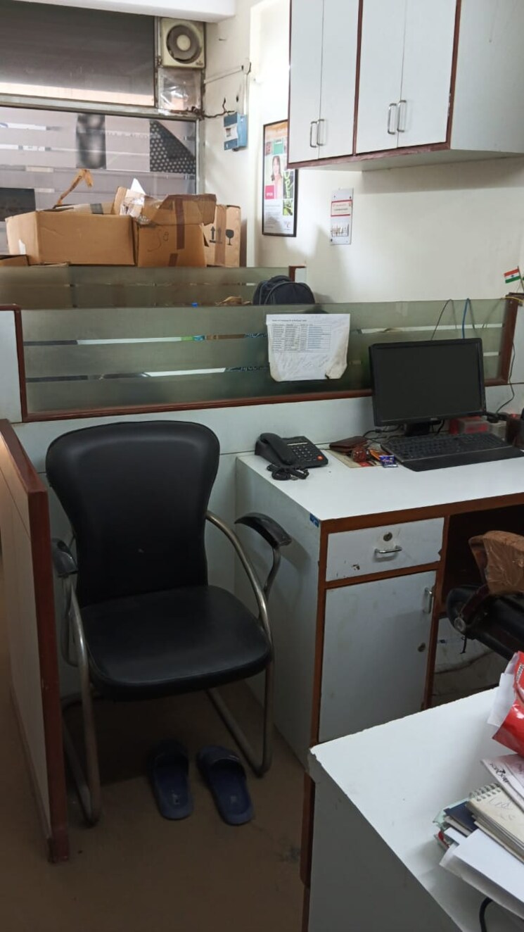 Team Area, huda-market Commercial Shop 200 Sq.Ft. In Sector 14 Gurgaon 7820503