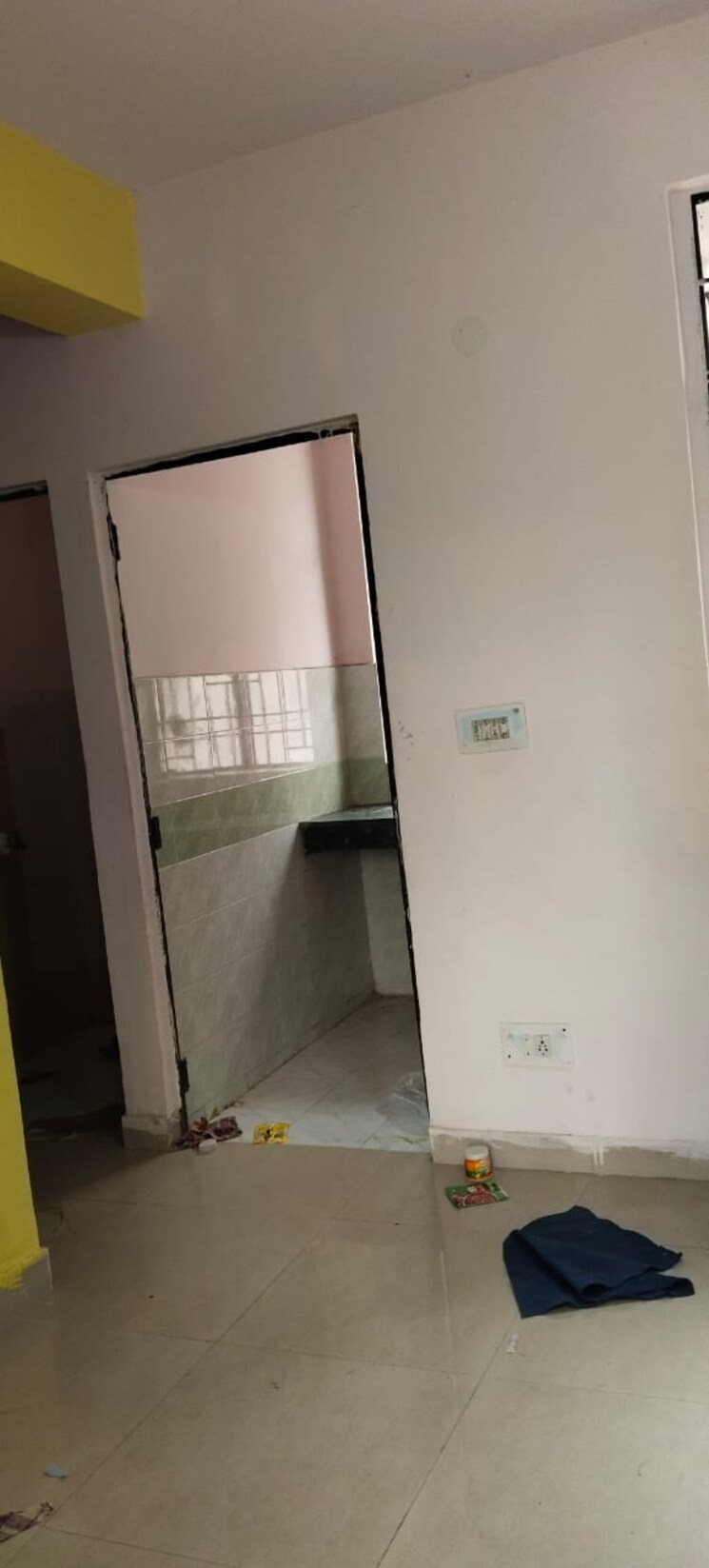 Bathroom, sector 10 greater noida 1 Bedroom 30 Sq.Mt. Apartment In Sector 10 Greater Noida Greater Noida 7820549