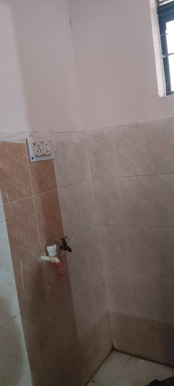 Bathroom in 1 BHK Apartment at Sector 10 Greater Noida – for Sale