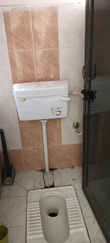 Bathroom in 1 BHK Apartment at Sector 10 Greater Noida – for Sale