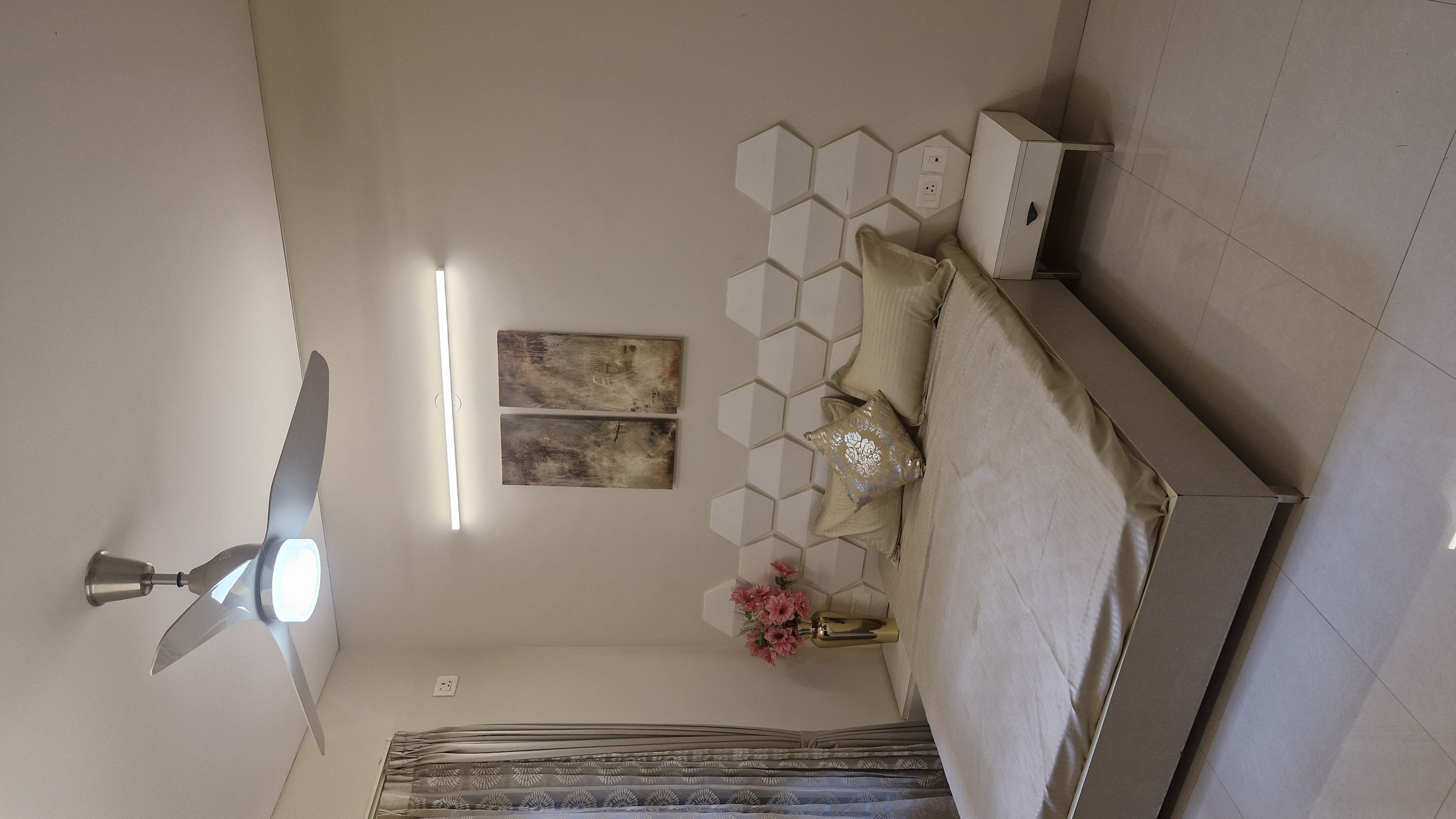 2 BHK Apartment For Sale in Ajmera Lakeside Paradise 