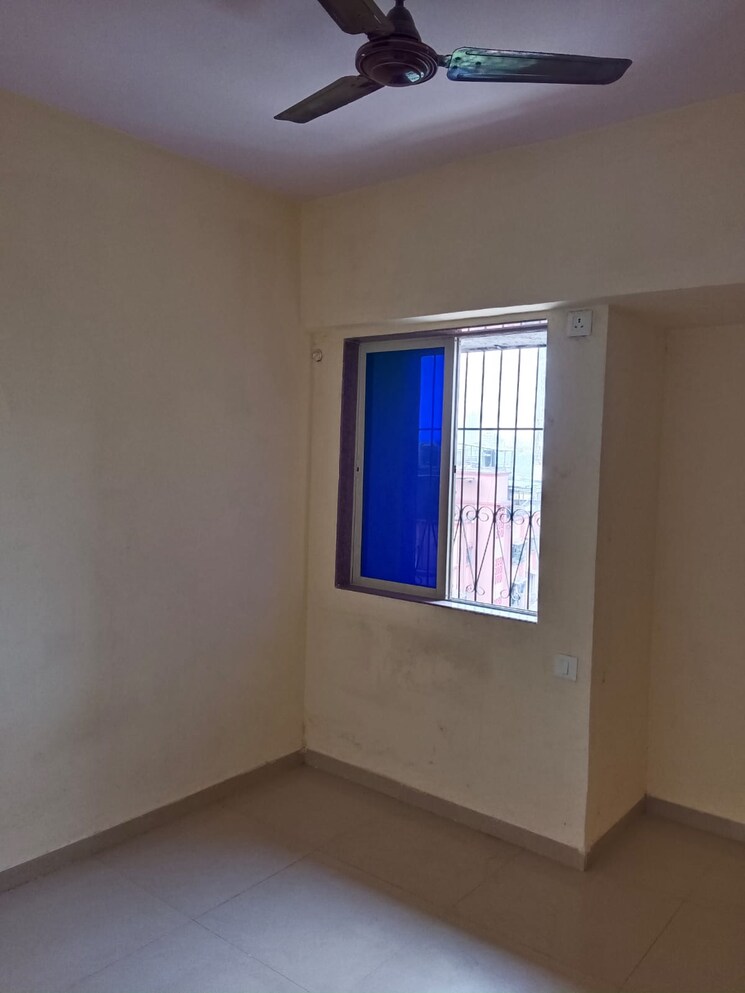 Room, thane west 2 Bedroom 630 Sq.Ft. Apartment In Thane West Thane 7820776