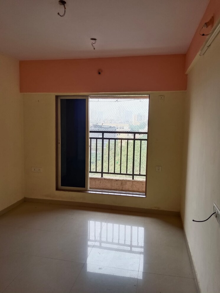 Room, thane west 2 Bedroom 630 Sq.Ft. Apartment In Thane West Thane 7820776