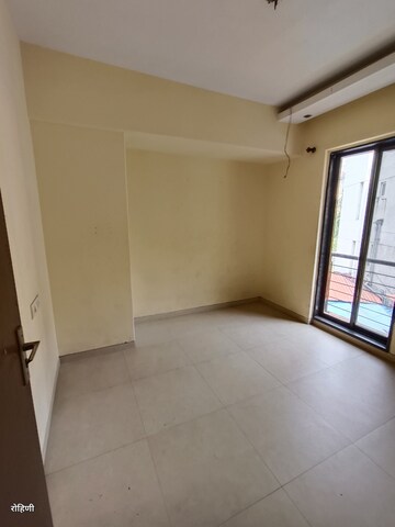 Room in 3 BHK Apartment at Kalyan West – for Sale