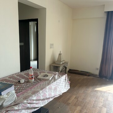 Bedroom in 2 BHK Apartment at TDI City Kingsbury, Sector 61 – for Sale