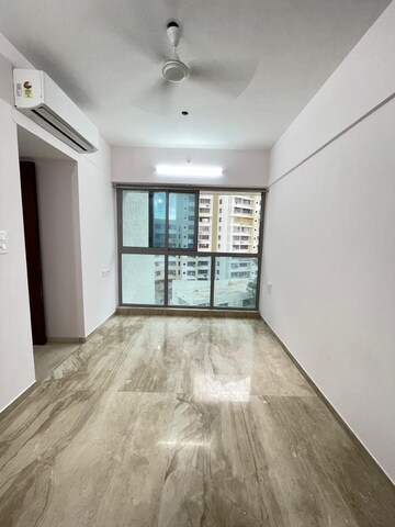 1 BHK Apartment For Rent in Rajesh White City, Kandivali East