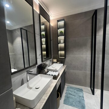 Attached Bathroom in 3 BHK Builder Floor at Sushant Lok 2, Sector 56 – for Sale