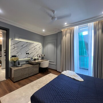 Room in 3 BHK Builder Floor at Sushant Lok 2, Sector 56 – for Sale