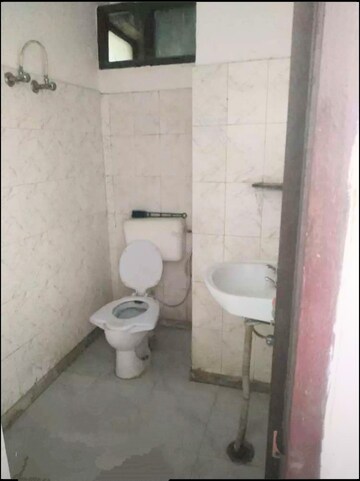 Bathroom in 1 BHK Builder Floor at Mehrauli – for Rent