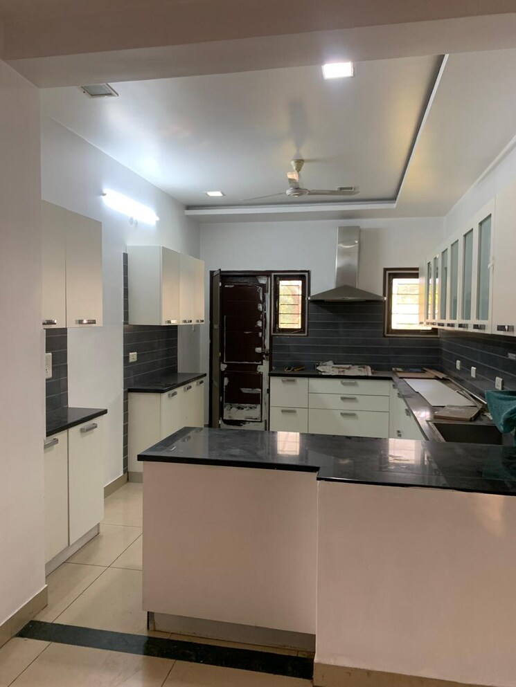 Kitchen, aparna-cyber-county 4 Bedroom 3500 Sq.Ft. Villa In Gopanpally Hyderabad 7821052