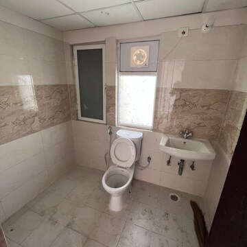 Bathroom in 3 BHK Apartment at Amrapali Golf Homes, Haibatpur – for Sale