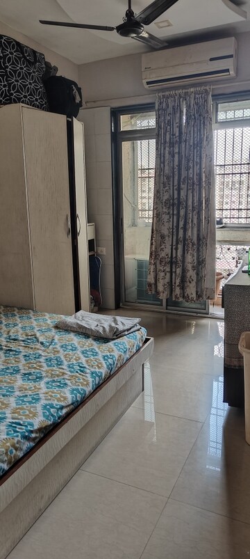 Bedroom in 4 BHK Apartment at Shah & Chheda Mahavir Ornate, Kopar Khairane – for Sale
