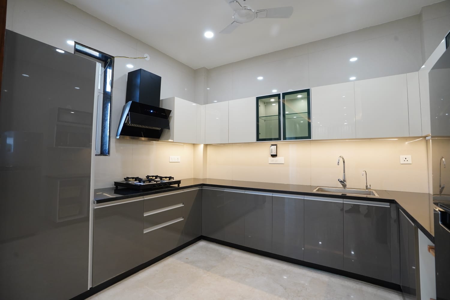 4 BHK + Servant Room Apartment For Sale in Clarion The Legend