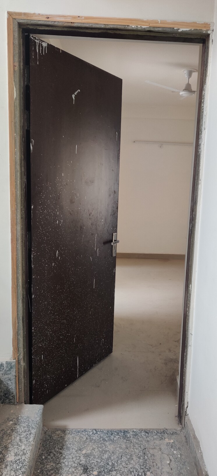 Room, sector 77 3 Bedroom 180 Sq.Yd. Builder Floor In Sector 77 Faridabad 7821255