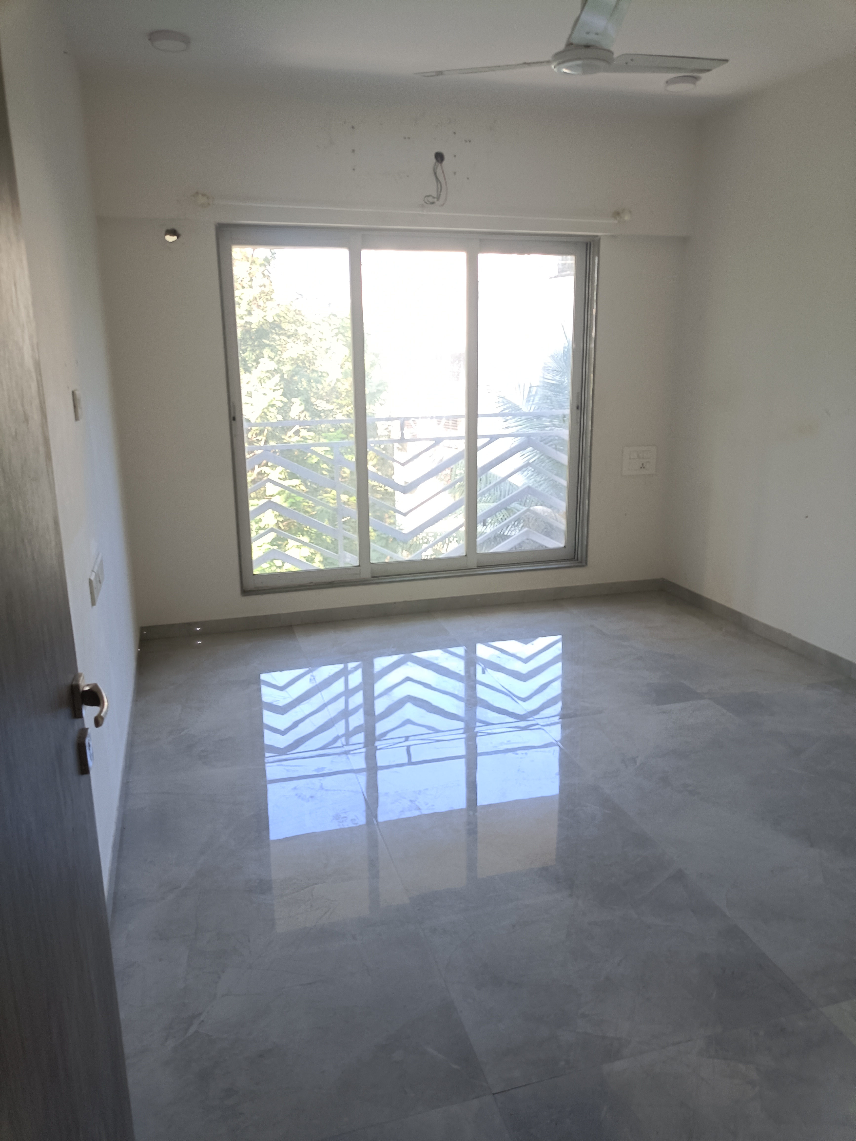 2 BHK + Extra Room Apartment For Sale in K Hemani Login