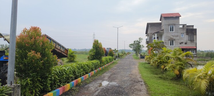 Garden, joka  1800 Sq.Ft. Plot In Joka Kolkata 7821328