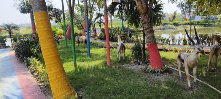 Garden, joka  1800 Sq.Ft. Plot In Joka Kolkata 7821328