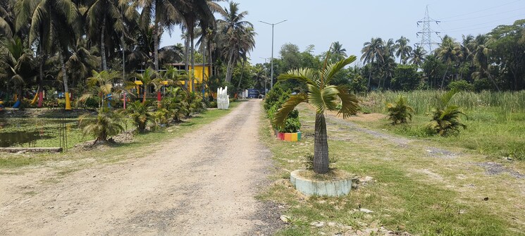 Garden, joka  1800 Sq.Ft. Plot In Joka Kolkata 7821328