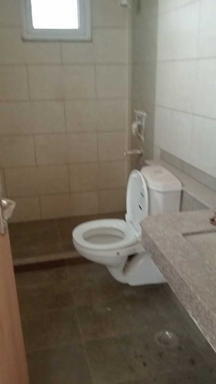 Bathroom, saan-verdante 3 Bedroom 1965 Sq.Ft. Apartment In Sector 95 Gurgaon 7821420