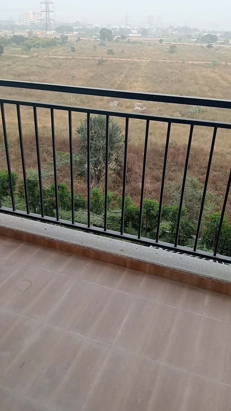 Balcony, saan-verdante 3 Bedroom 1965 Sq.Ft. Apartment In Sector 95 Gurgaon 7821420