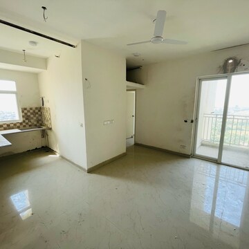 Room in 2 BHK Apartment at Mahagun Mantra II, Vaidpura – for Sale