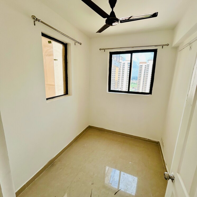 Room, rg-luxury-homes 2 Bedroom 1229 Sq.Ft. Apartment In Tech Zone Greater Noida Greater Noida 7821502