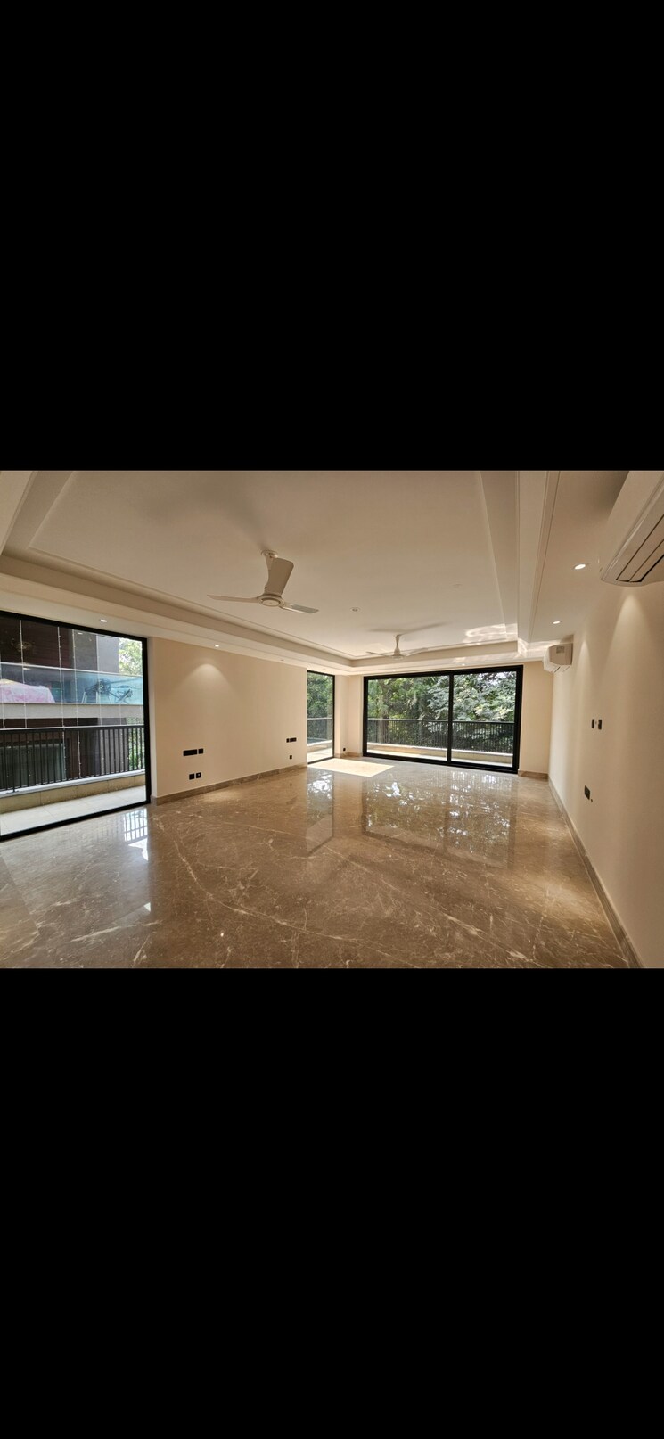 Bedroom, rajinder nagar 5 Bedroom 660 Sq.Yd. Builder Floor In Rajinder Nagar Delhi 7821569