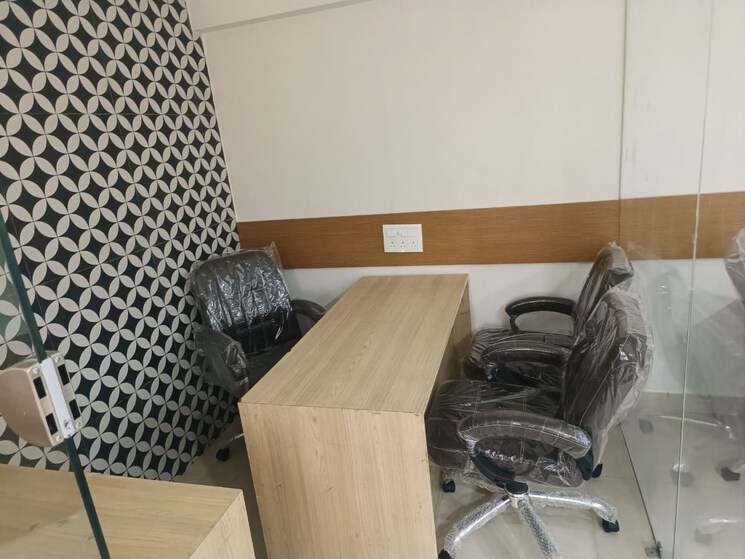 Team Area, mithakali Commercial Office Space 800 Sq.Ft. In Mithakali Ahmedabad 7821562