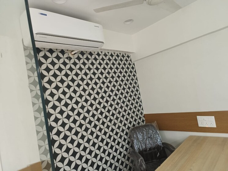 Team Area, mithakali Commercial Office Space 800 Sq.Ft. In Mithakali Ahmedabad 7821562