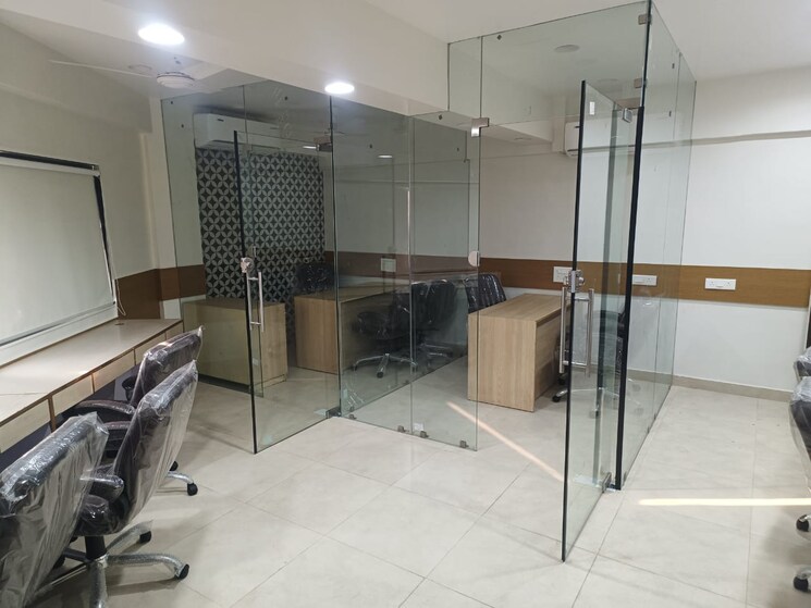 Team Area, mithakali Commercial Office Space 800 Sq.Ft. In Mithakali Ahmedabad 7821562