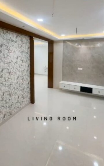 Room in 3 BHK Apartment at Aravinda Nagar – for Sale