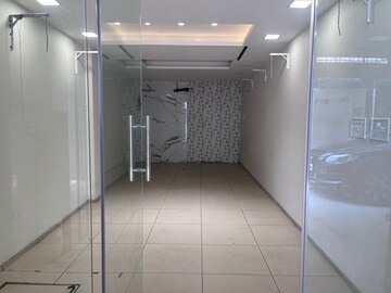 Commercial Shop 100 Sq.Ft. For Rent in Acharya Niketan Delhi  7810887