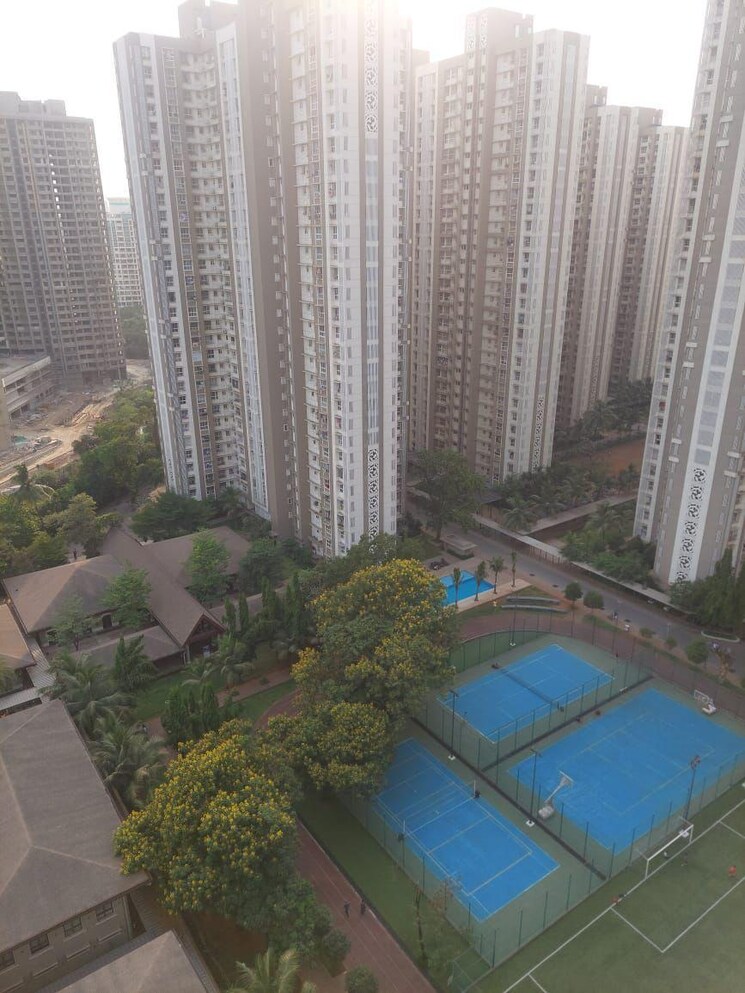 Balcony, lodha-amara 2 Bedroom 672 Sq.Ft. Apartment In Kolshet Road Thane 7821698