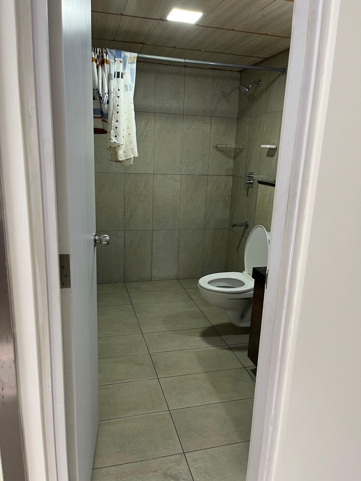 Bathroom, bollineni-bion 4 Bedroom 3350 Sq.Ft. Apartment In Kothaguda Hyderabad 7821727